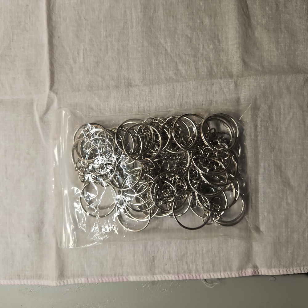 Keychain maker kit - Picture 3 of 4